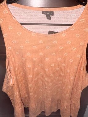 torrid peach floral textured tank